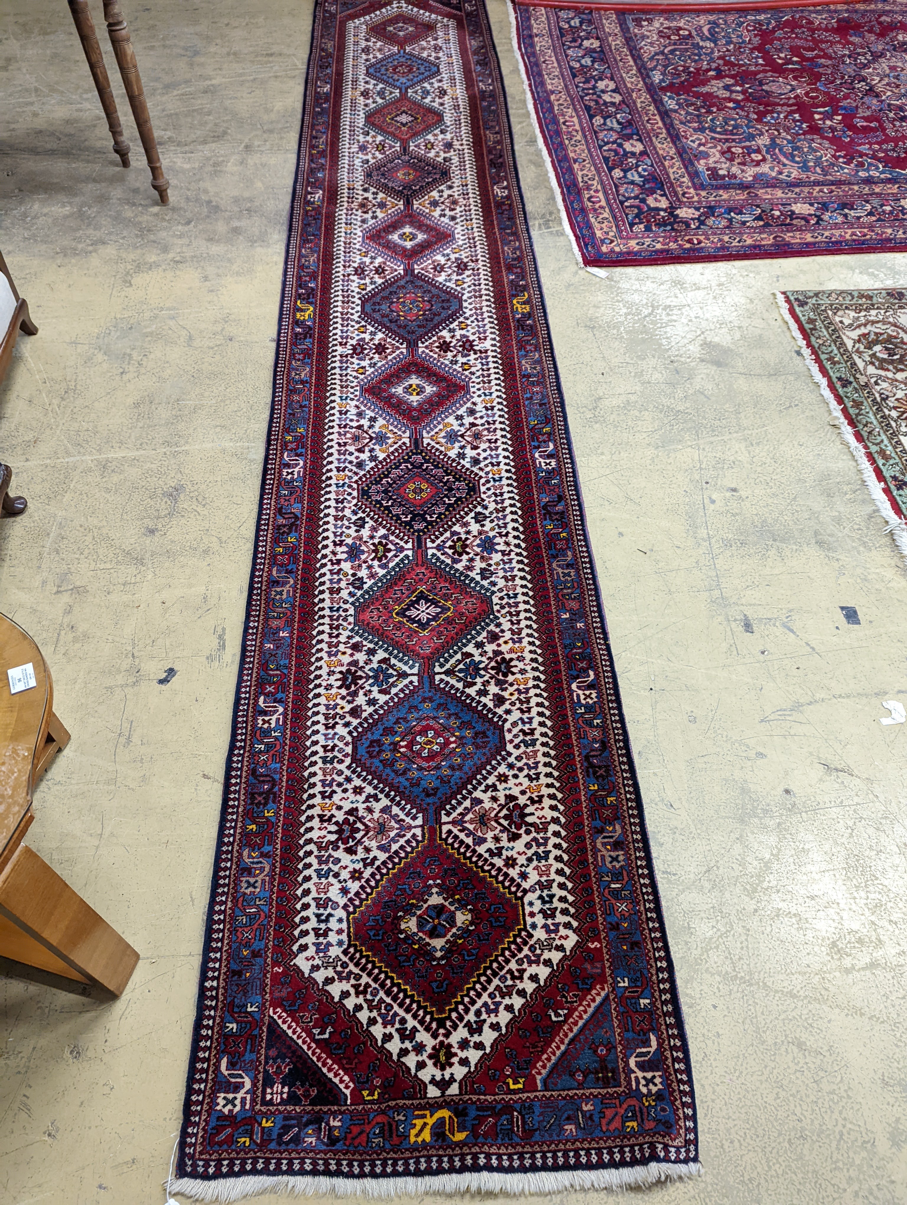 A Turkish runner. 4.8mx0.8m.